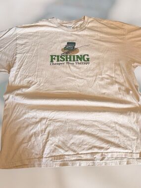 VINTAGE Fishing Cheaper Than Therapy Graphic Tee XL